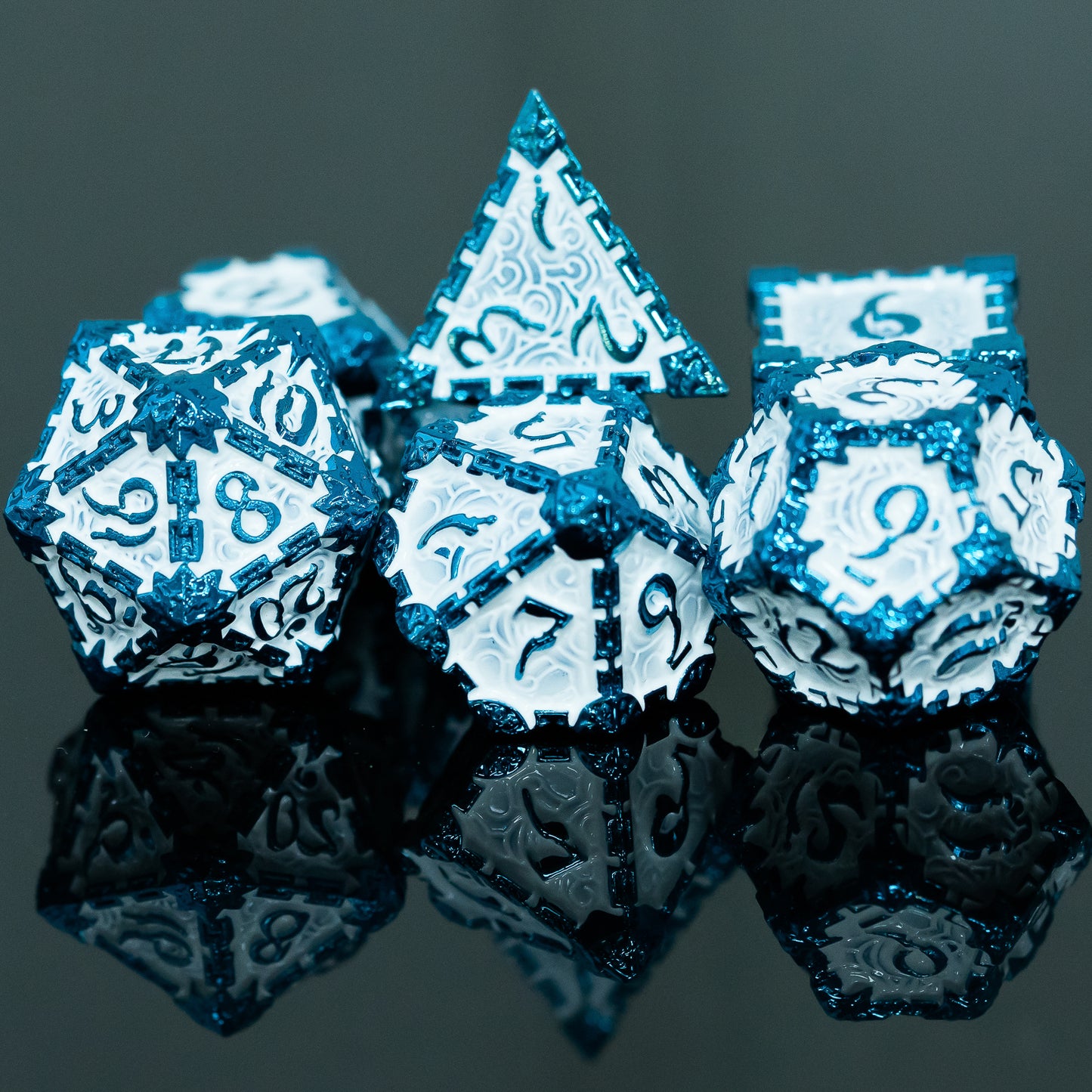 7 piece metal dagger dice set, icy blade