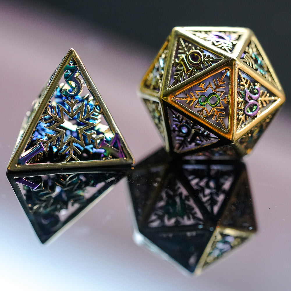 d4 and d20 sitting flat on tasteful reflective surface