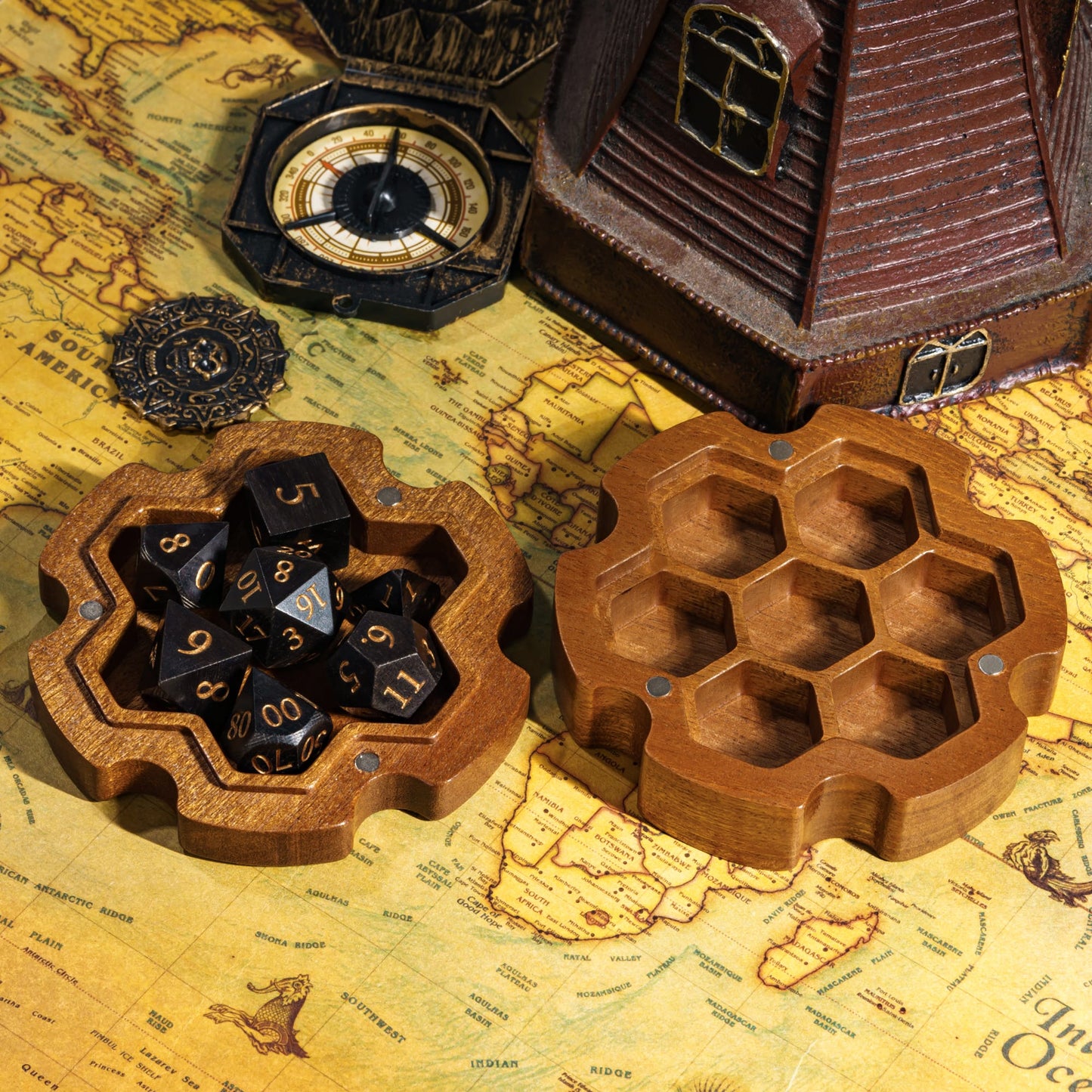 Dragon Gear Vault - Dice Tray & Case