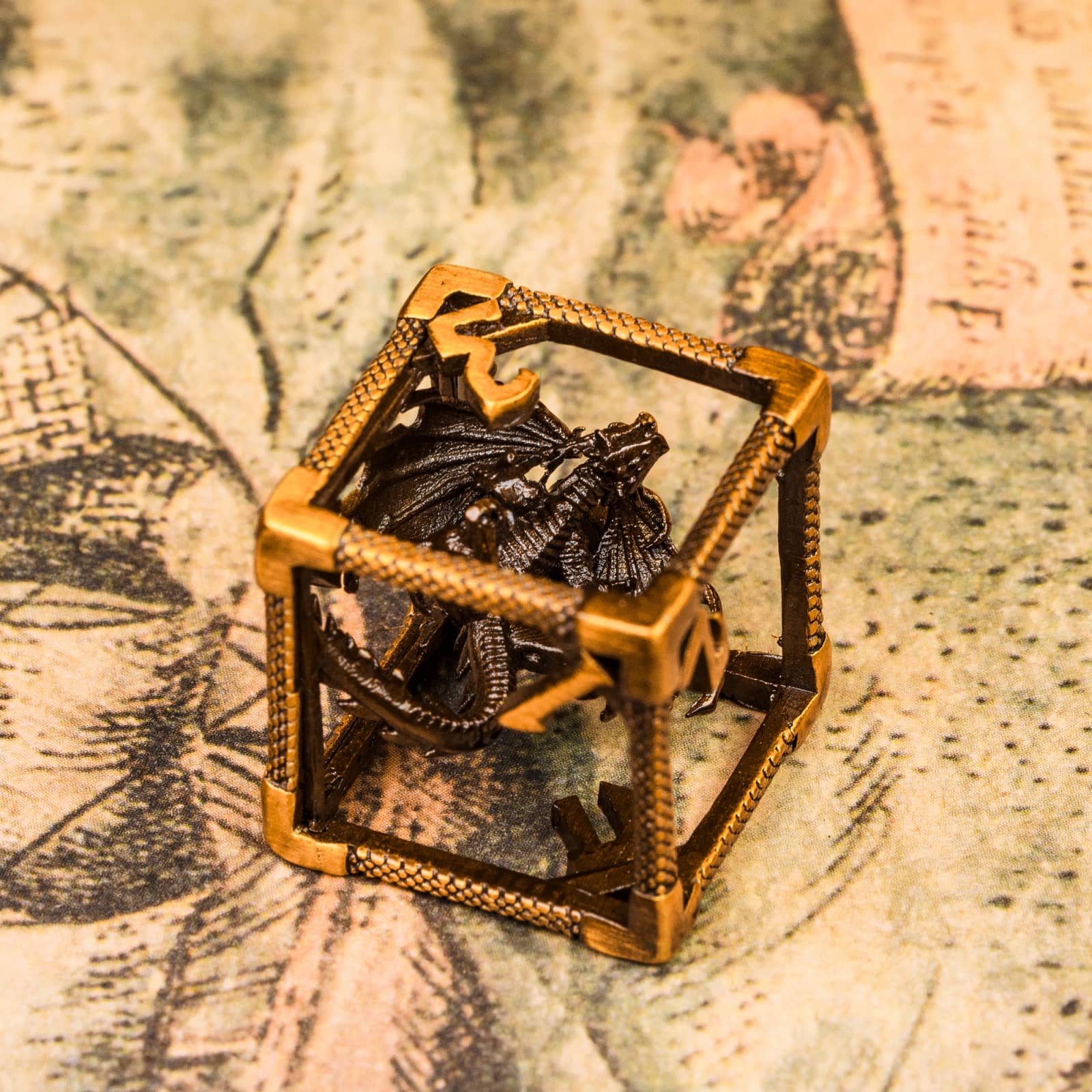 Drake's Nest Hollow Metal Dice Ancient Gold D6 with dragon inside, fantasy dice for DnD & DnD 5e
