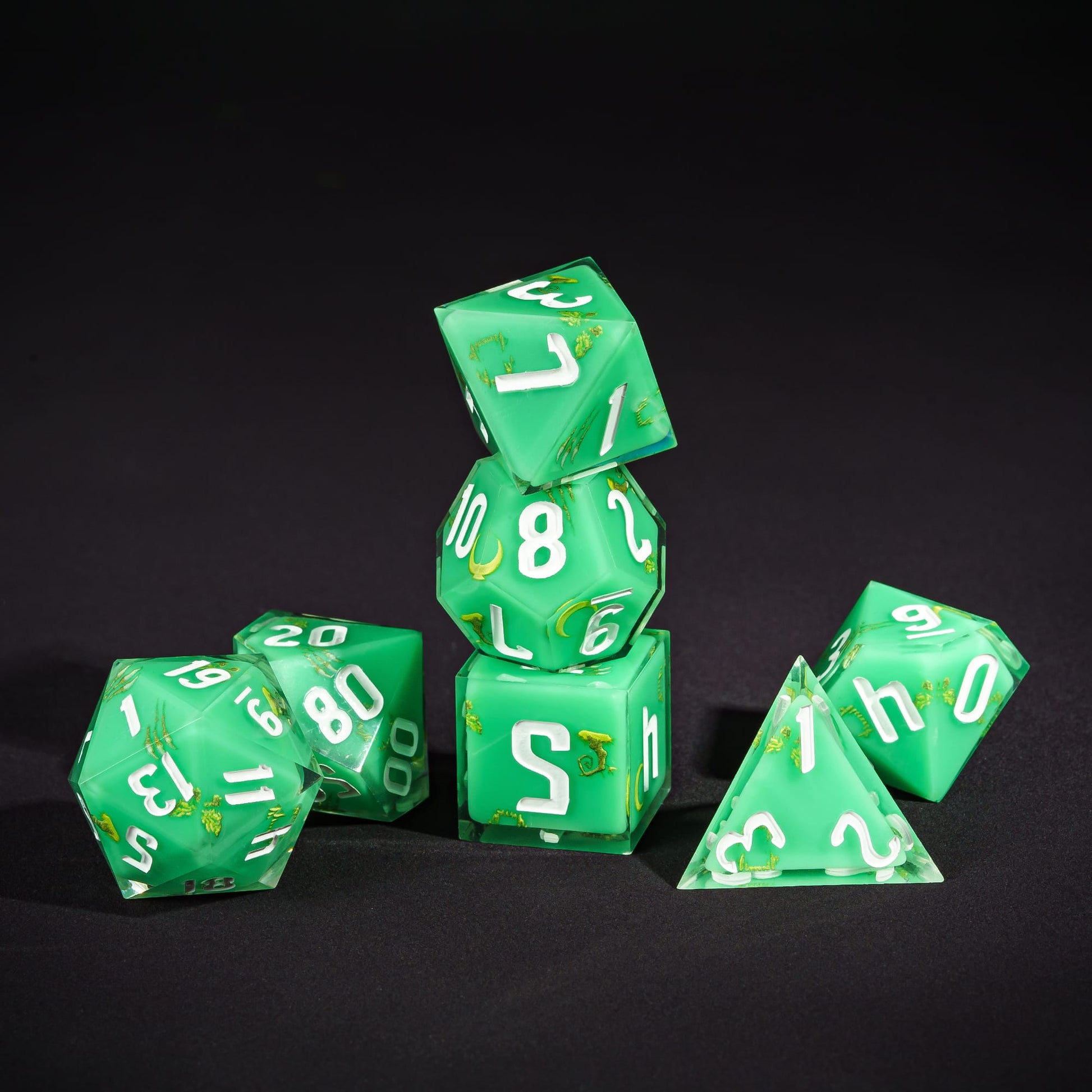 Green Druid Class Dice Set, 7 piece pastel sharp edge dice for DND 5e players