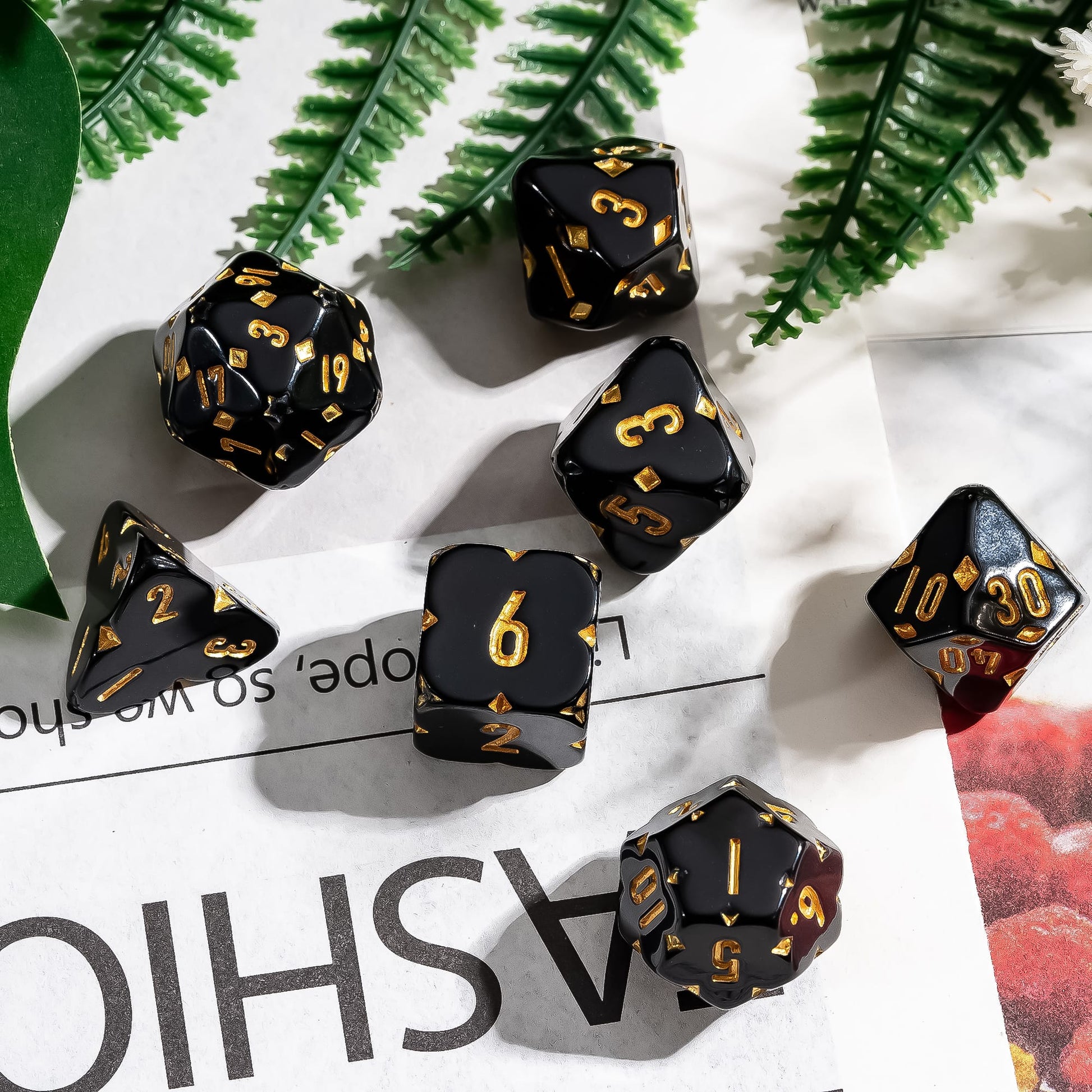 Black Fourfold Clover Dice Set, RPG polyhedral dice for DnD & DnD 5e with clover details & gold numbering