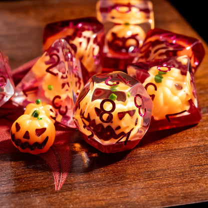 Pumpkin Lantern dice set close view with D20 and pumpkin inclusion for DnD play