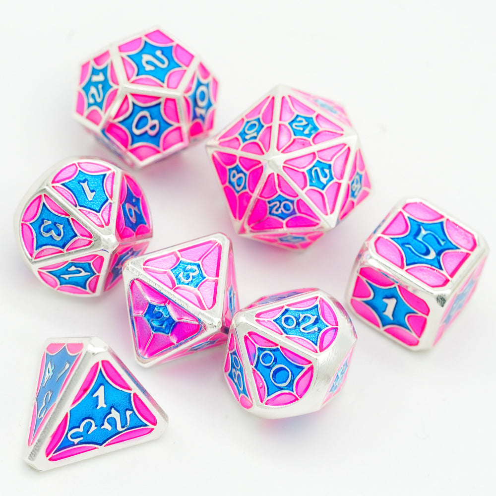 Top view of metal dice with pink and blue colors, 7 pieces 