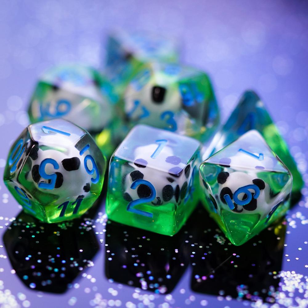 7 piece transparent panda dice set