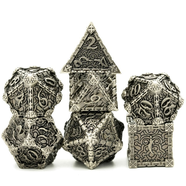 Stone Blade metal dagger dice set